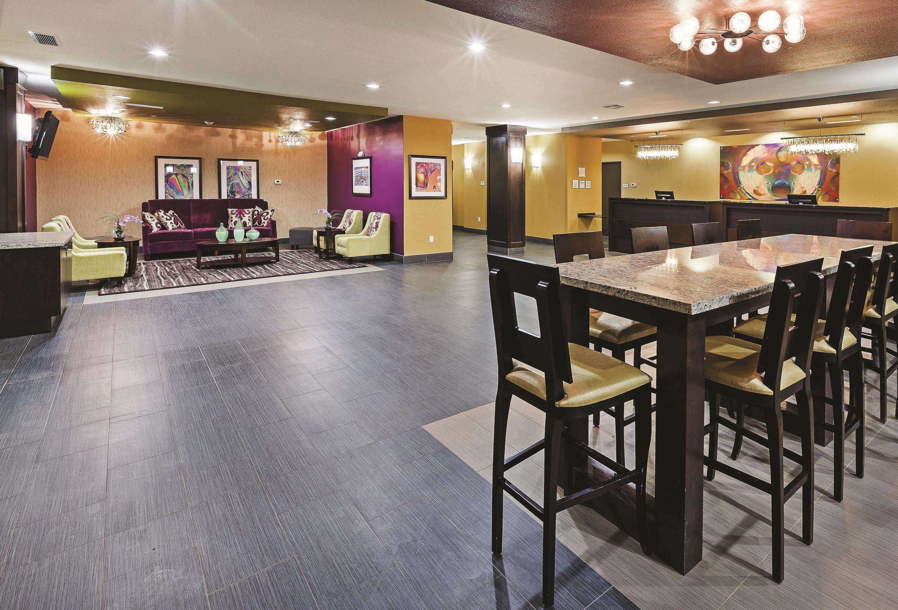La Quinta By Wyndham Jourdanton - Pleasanton Otel Dış mekan fotoğraf