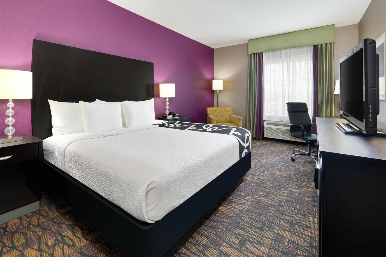 La Quinta By Wyndham Jourdanton - Pleasanton Otel Dış mekan fotoğraf
